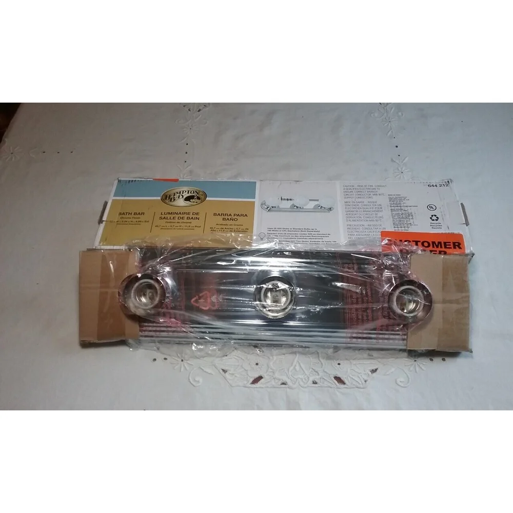 Hampton Bay 3-Light Chrome Finish Bath Bar Light 644 212 Vanity Light Open Box